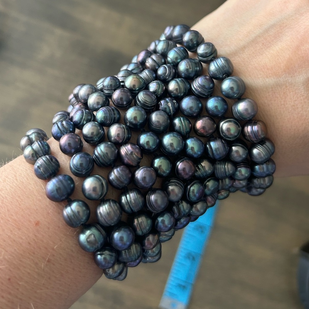 Ross-Simons endless fresh water pearls necklace. NWOT